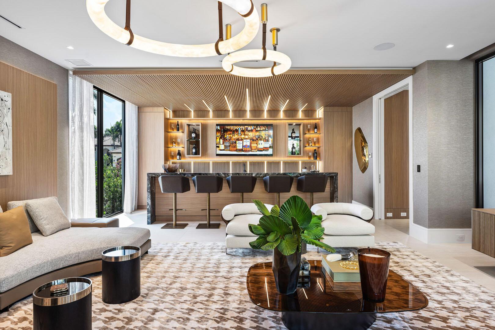 ROYAL PALM YACHT & COUNTR - Residential