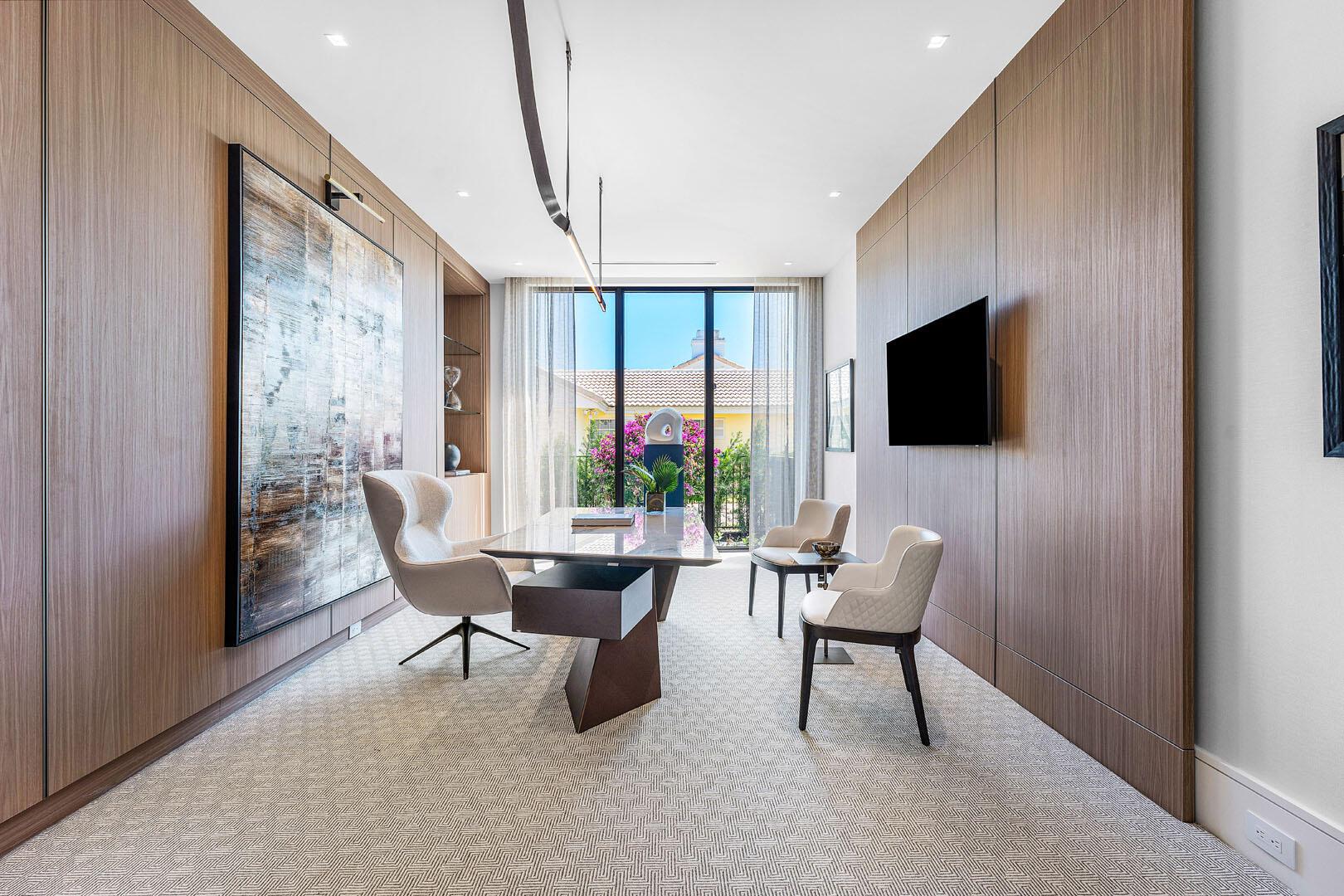 ROYAL PALM YACHT & COUNTR - Residential