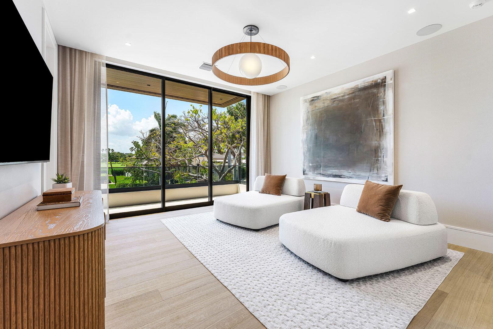 ROYAL PALM YACHT & COUNTR - Residential