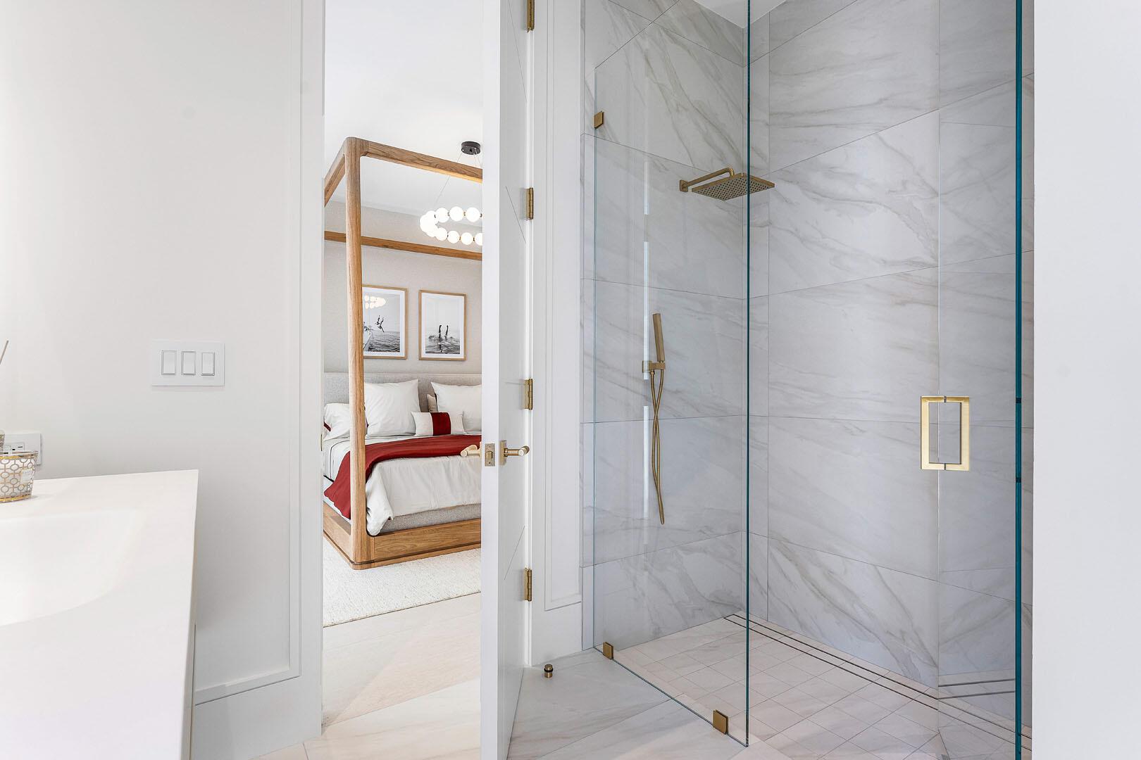 ROYAL PALM YACHT & COUNTR - Residential