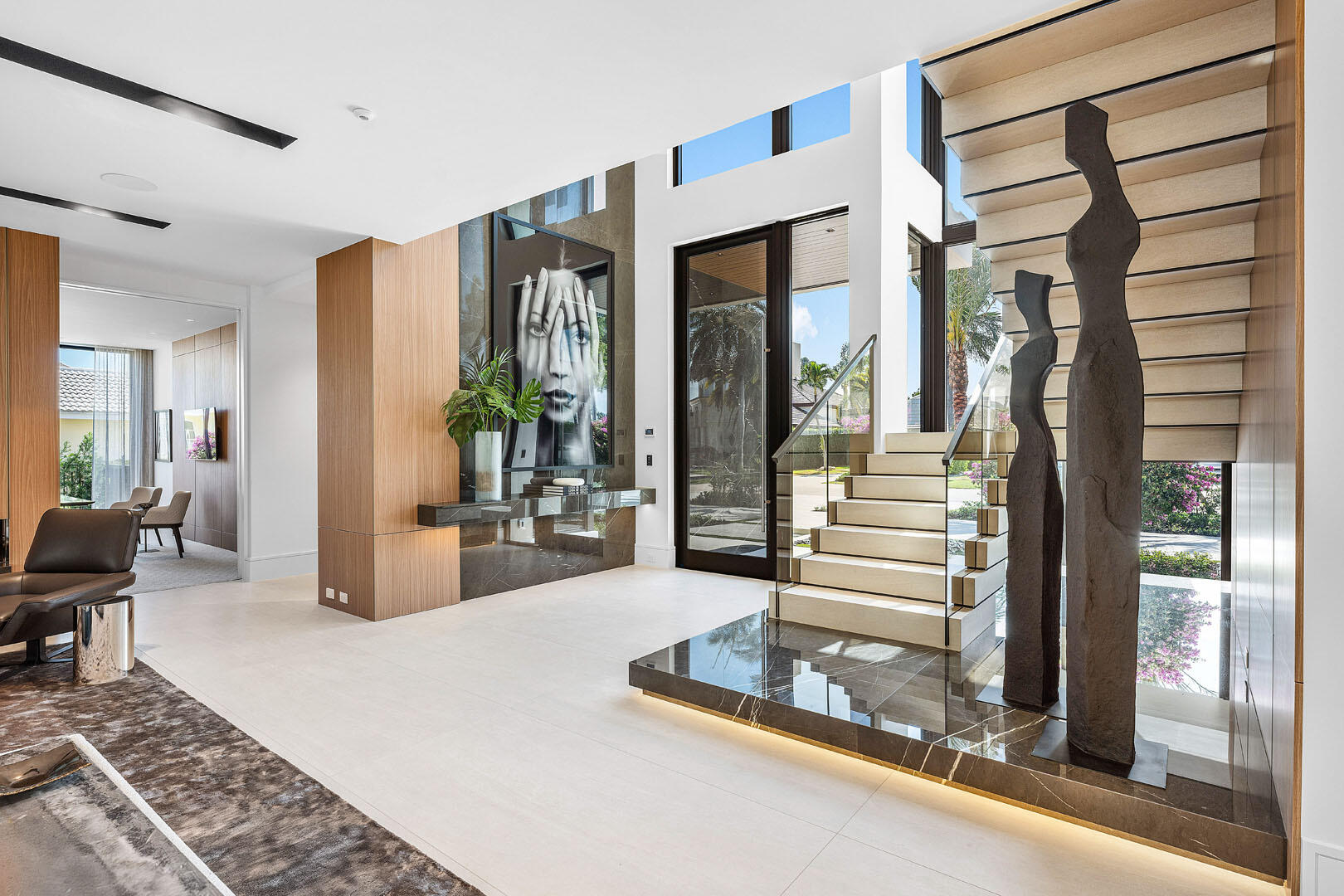 ROYAL PALM YACHT & COUNTRY CLUB - Residential