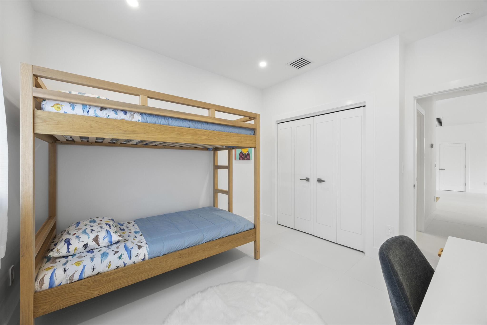 WELLINGTON AERO CLUB OF T - Residential