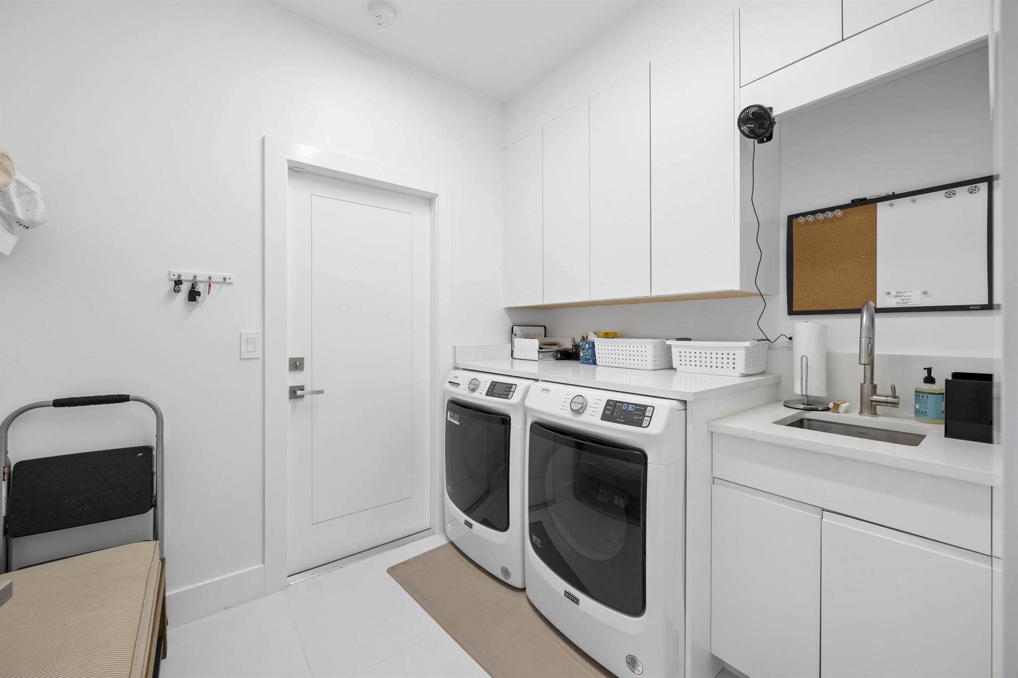 WELLINGTON AERO CLUB OF T - Residential