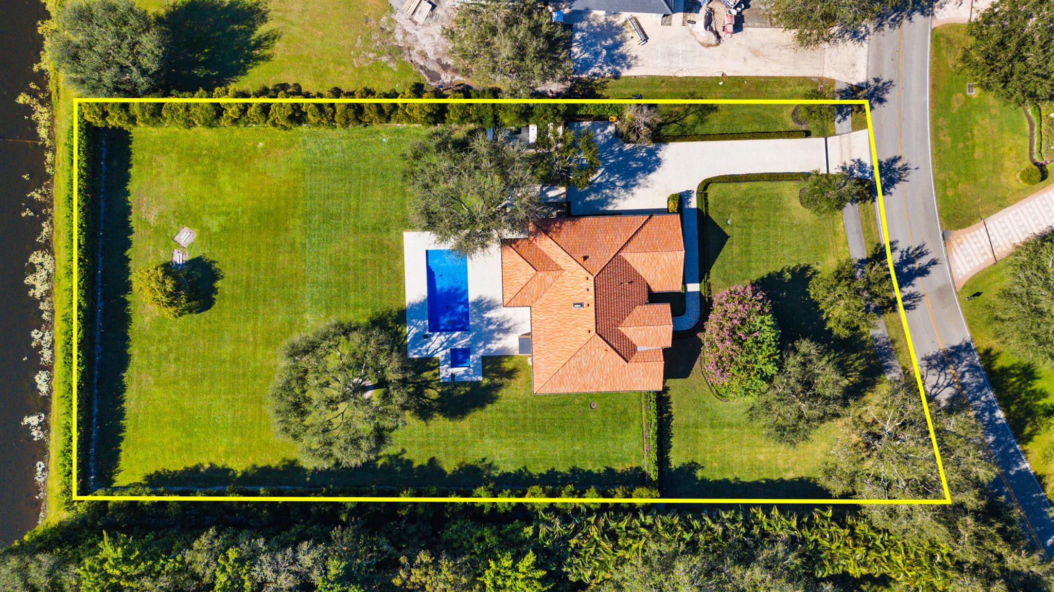 WELLINGTON AERO CLUB OF T - Residential