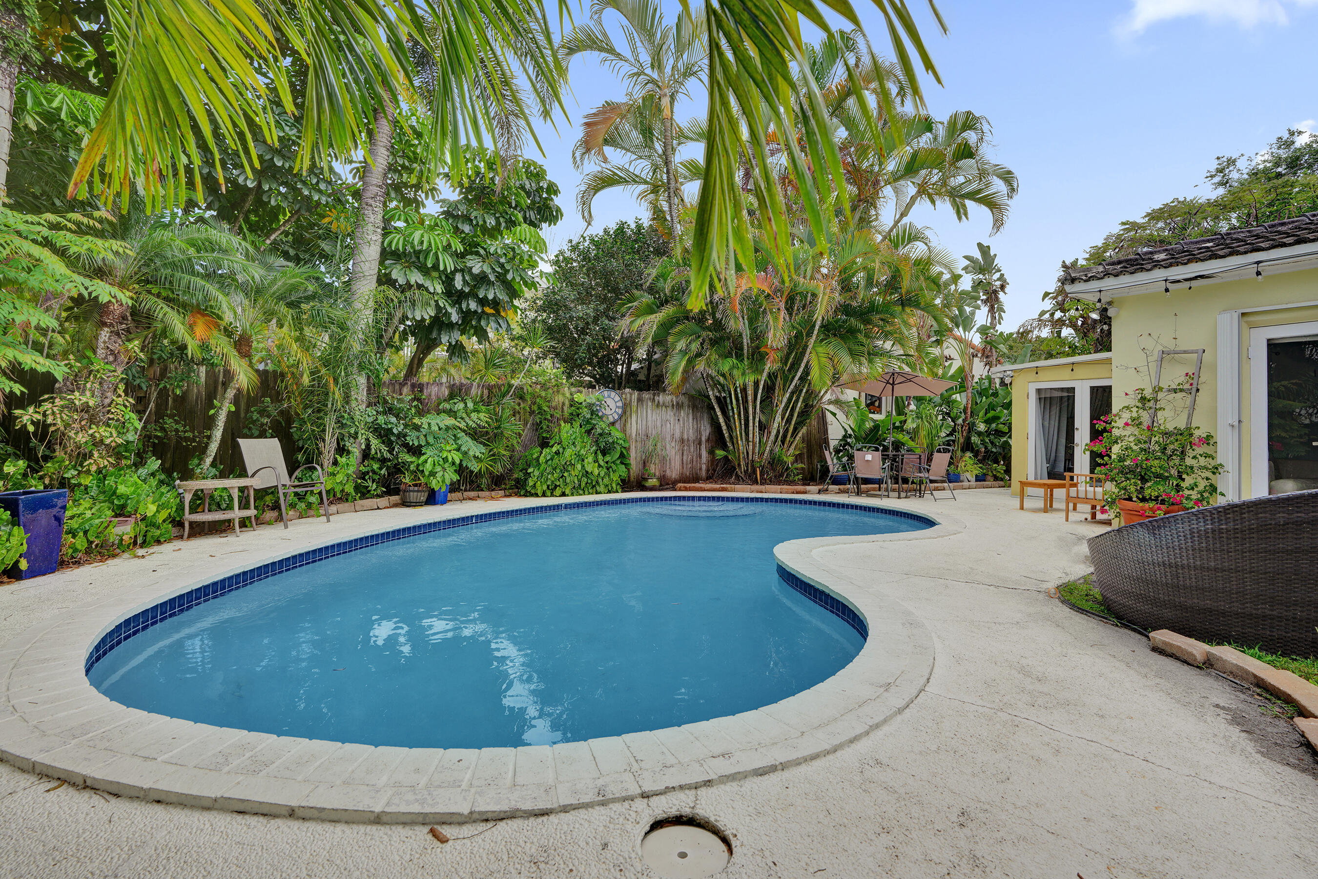 Halls Add 1-134 D - Residential