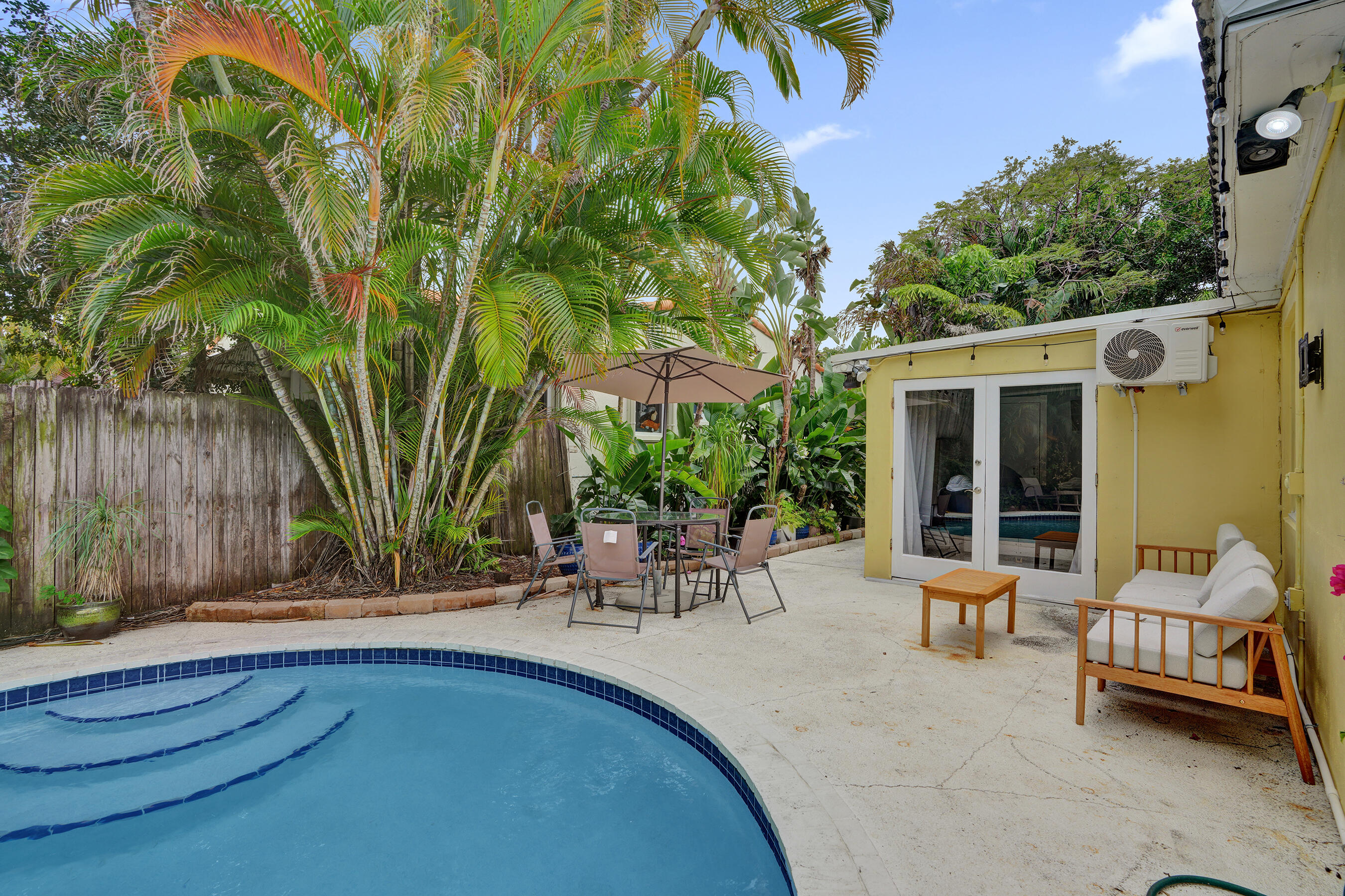 Halls Add 1-134 D - Residential