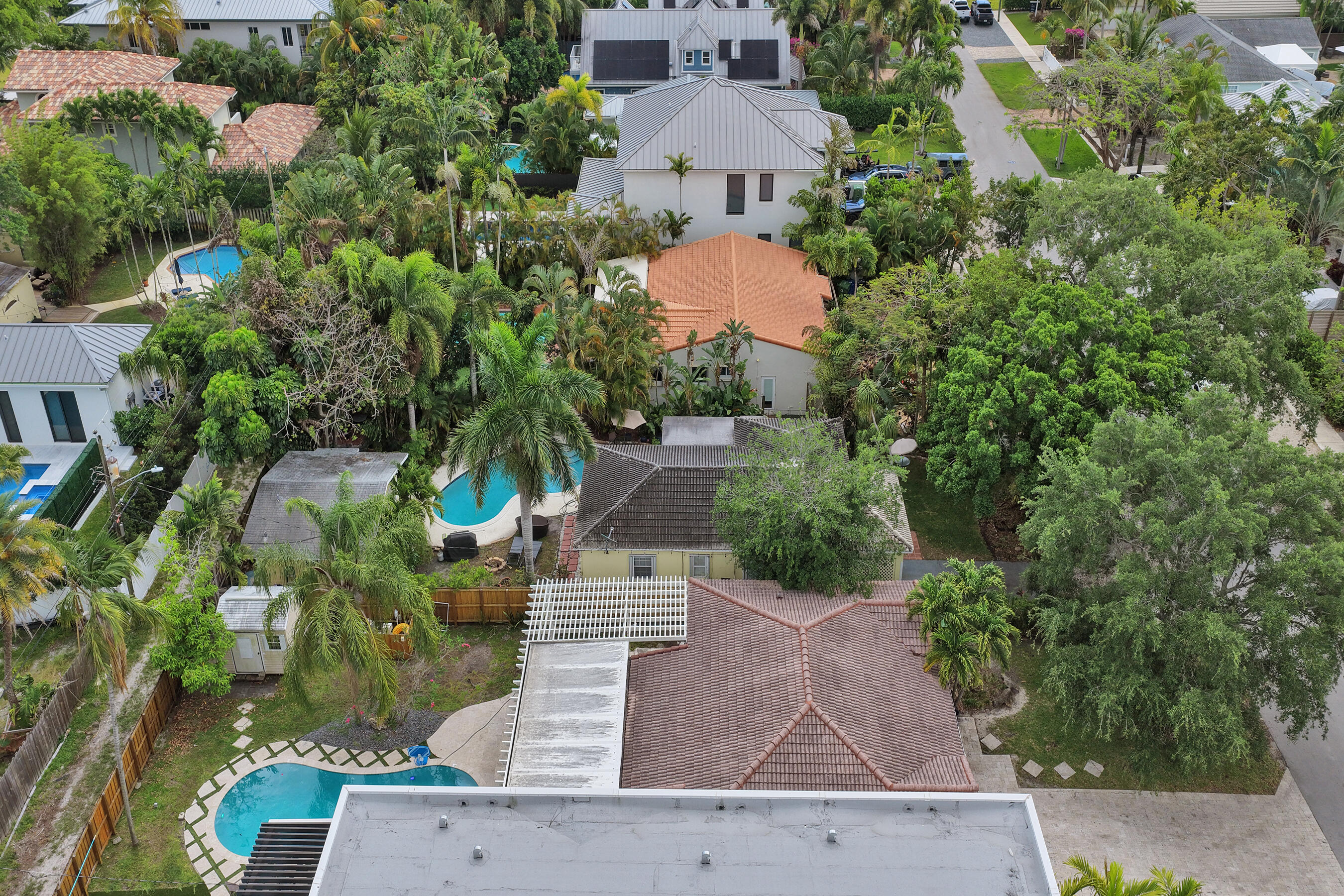 Halls Add 1-134 D - Residential