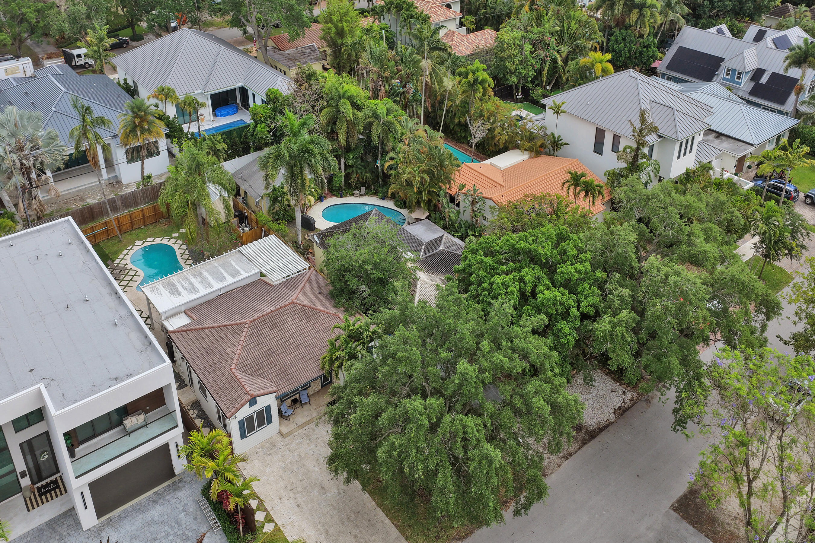 Halls Add 1-134 D - Residential