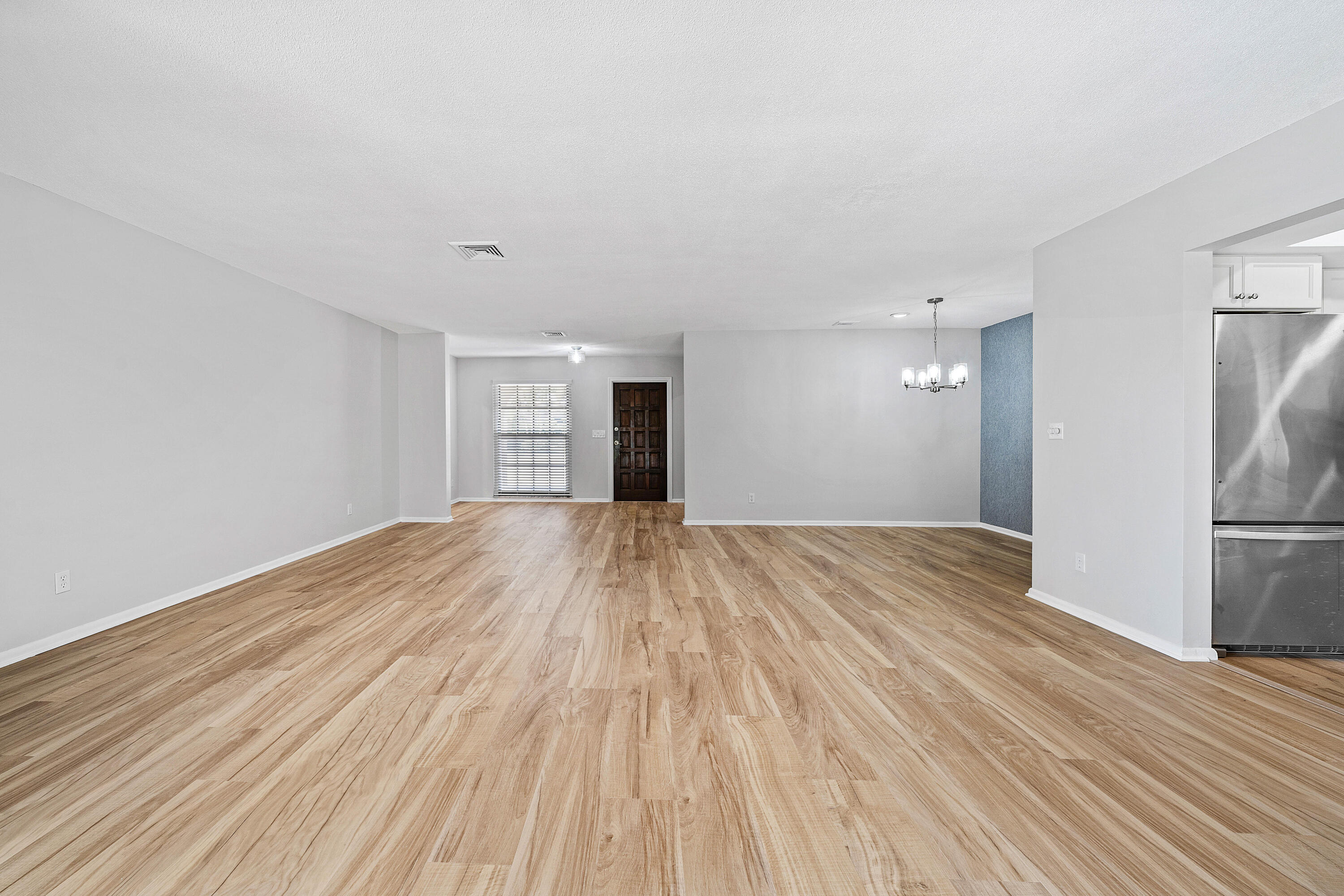 PINE VILLAS 10 - Residential