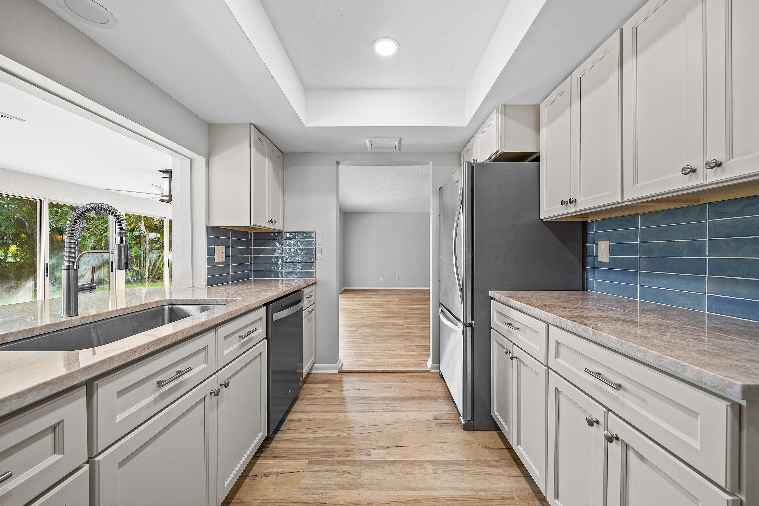 PINE VILLAS 10 - Residential
