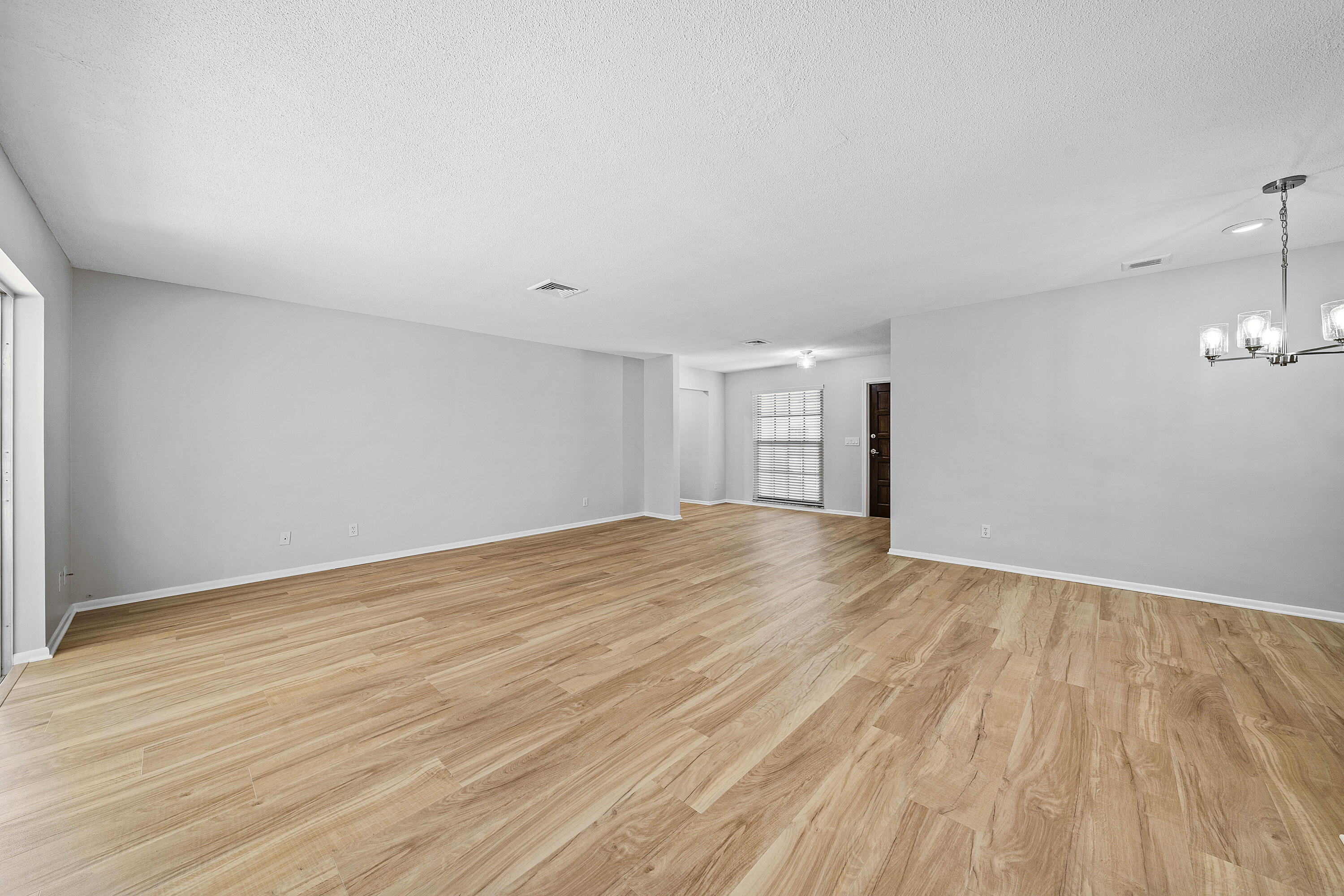 PINE VILLAS 10 - Residential