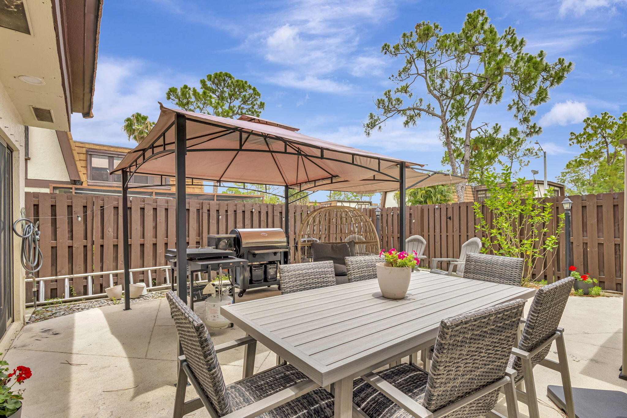 Weybridge Townhomes PH III - Residential