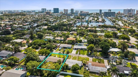 Tiny photo for 925 NE 25th Avenue, Pompano Beach, FL 33062 (MLS # B26047891)