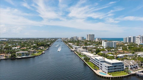 Tiny photo for 925 NE 25th Avenue, Pompano Beach, FL 33062 (MLS # B26047891)