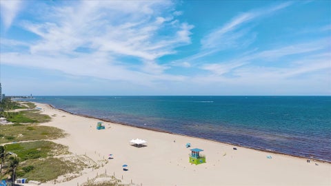 Tiny photo for 925 NE 25th Avenue, Pompano Beach, FL 33062 (MLS # B26047891)