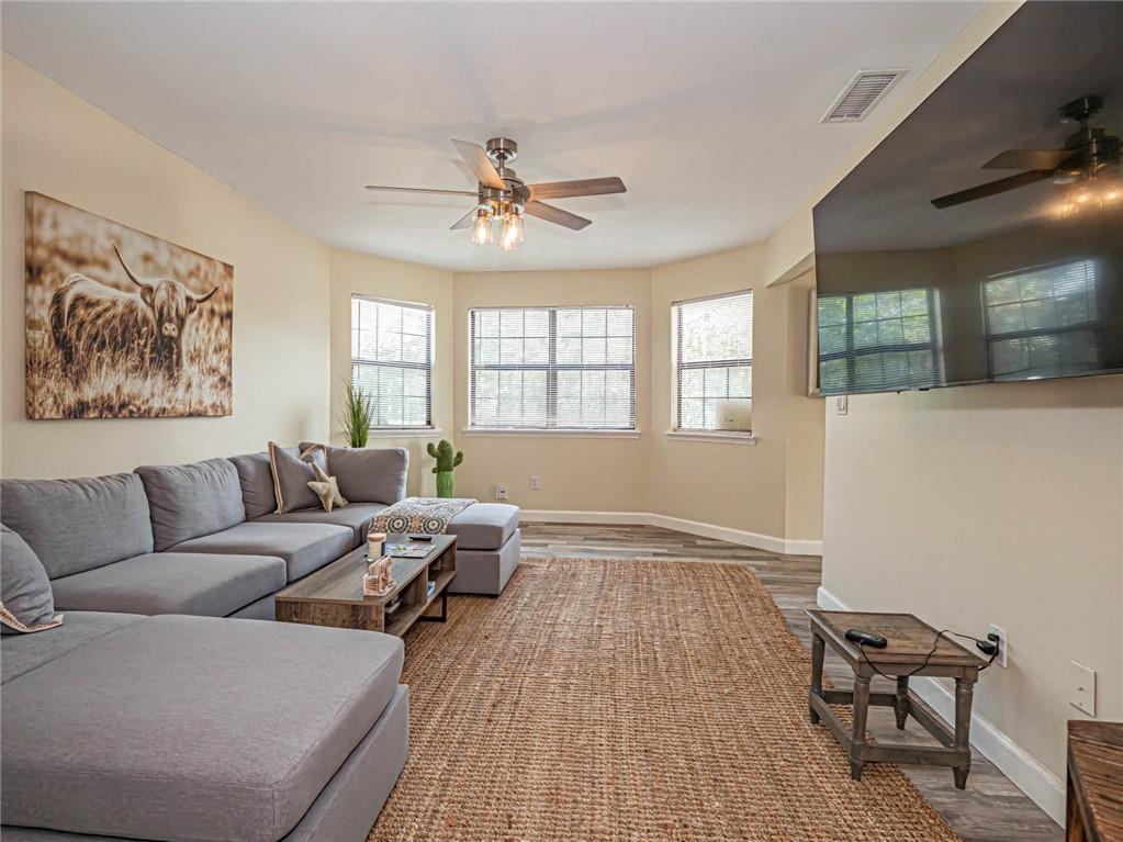 LAKEWOOD PARK UNIT 8 - Residential