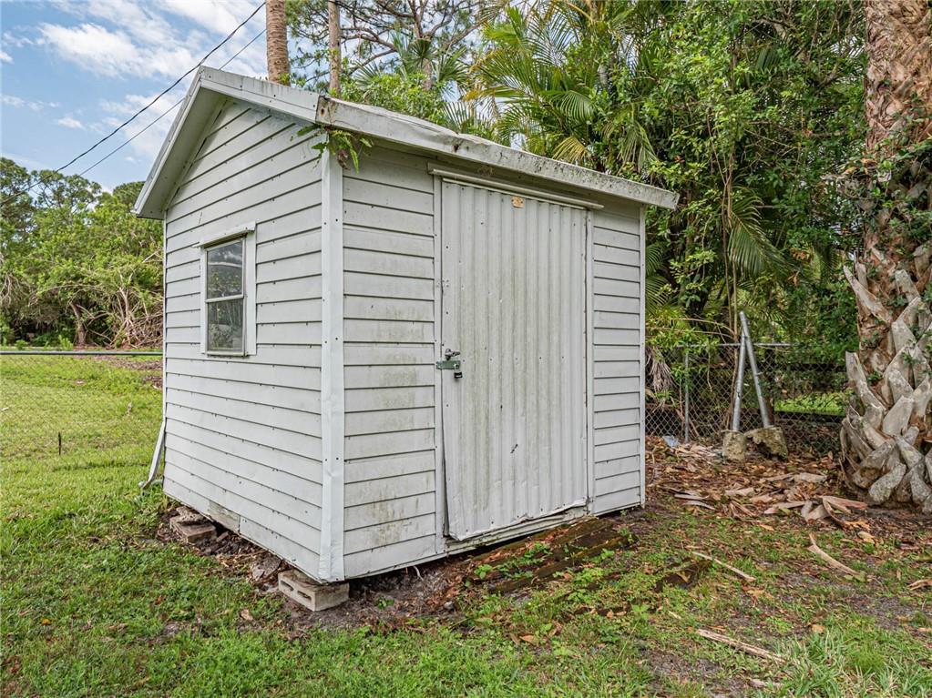 LAKEWOOD PARK UNIT 8 - Residential