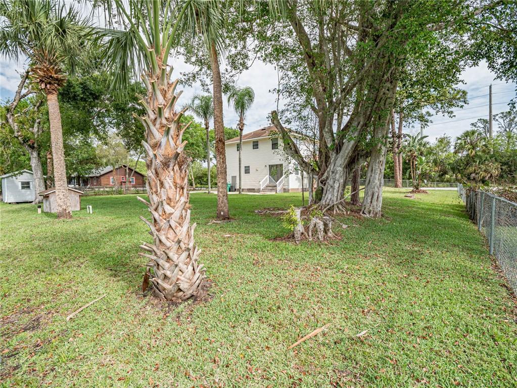 LAKEWOOD PARK UNIT 8 - Residential