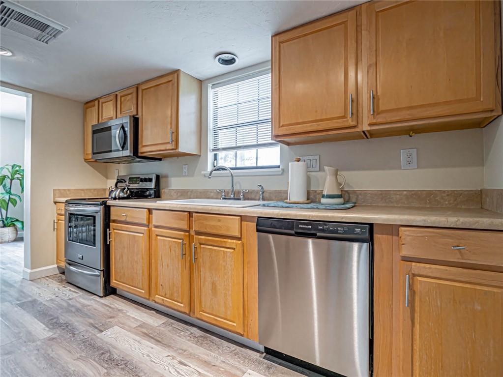 LAKEWOOD PARK UNIT 8 - Residential