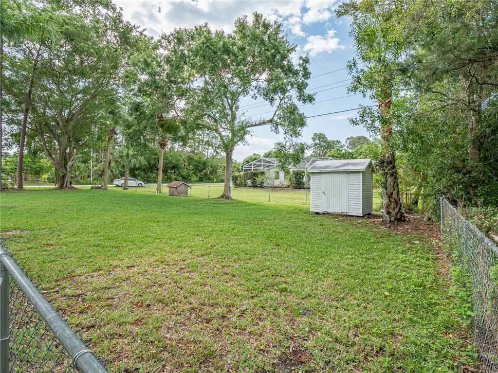 LAKEWOOD PARK UNIT 8 - Residential