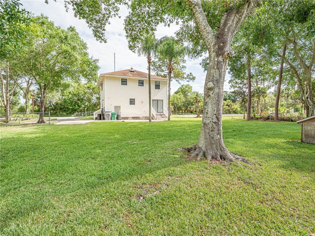 LAKEWOOD PARK UNIT 8 - Residential