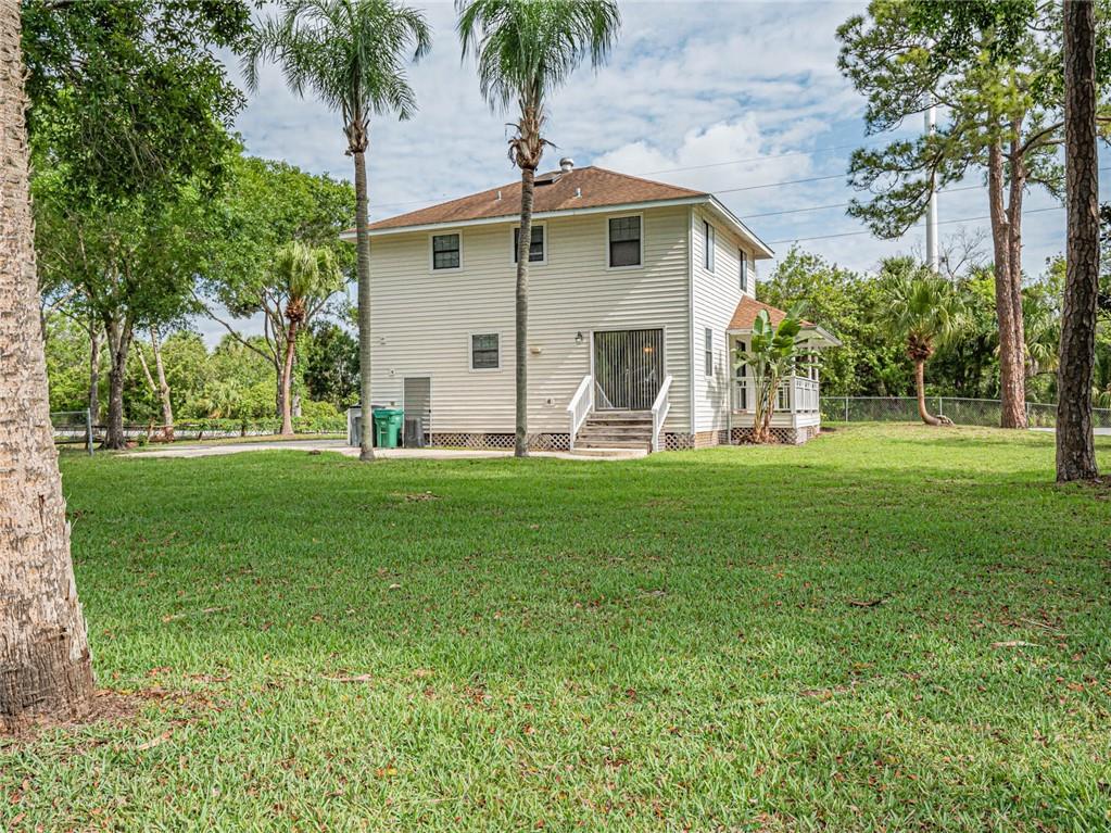 LAKEWOOD PARK UNIT 8 - Residential