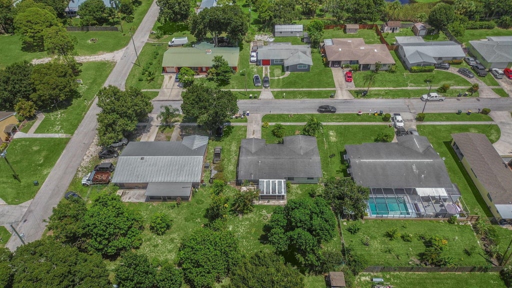 Photo of 1807 Arizona Avenue, Fort Pierce, FL 34982 (MLS # R11116178)