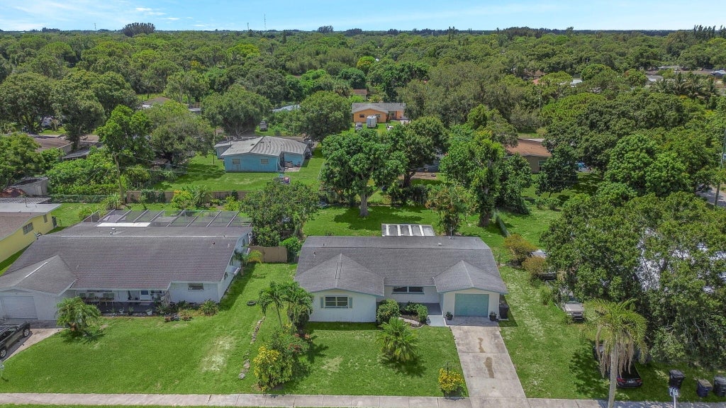 Photo of 1807 Arizona Avenue, Fort Pierce, FL 34982 (MLS # R11116178)