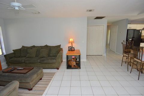 A home in Port Saint Lucie
