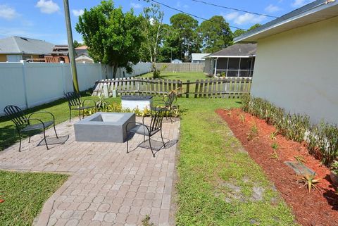 A home in Port Saint Lucie