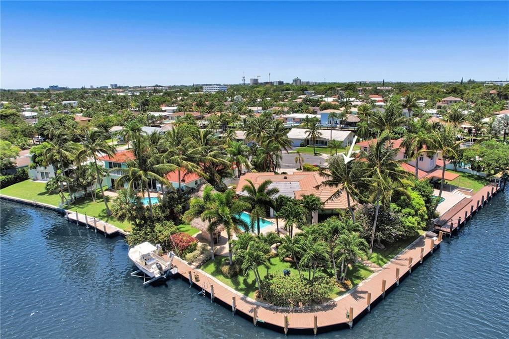 Photo of 228 SE 3RD TER Ter, Pompano Beach, FL 33060 (MLS # F10334109)