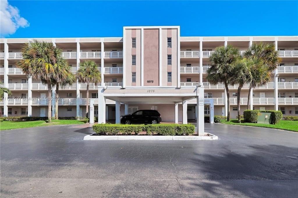 1075 Riverside Drive 303