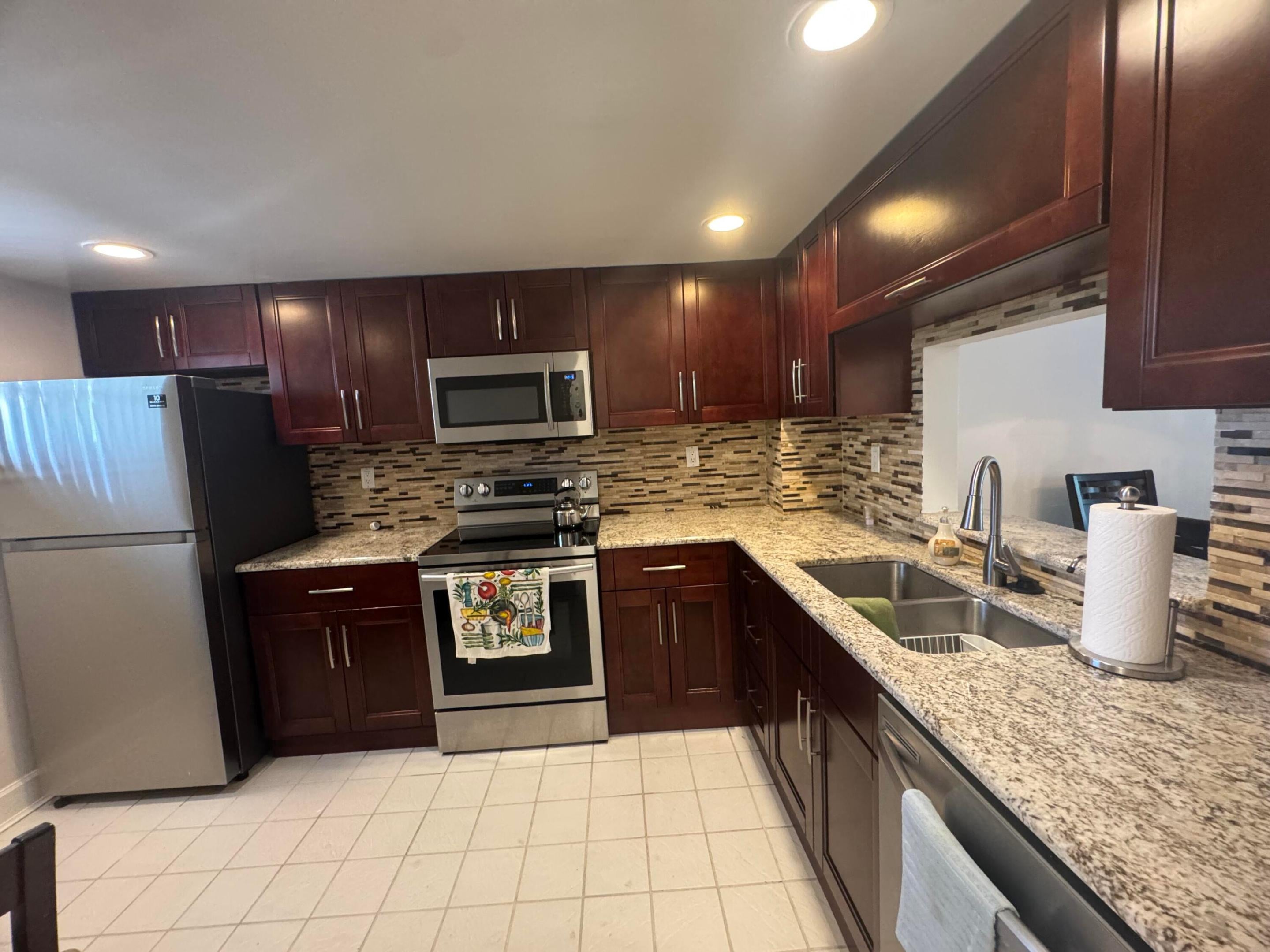 1075 Riverside Drive 303