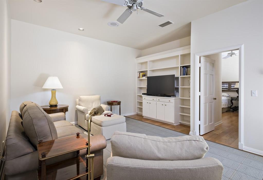 JUPITER HILLS VILLAGE II CONDO - Residential