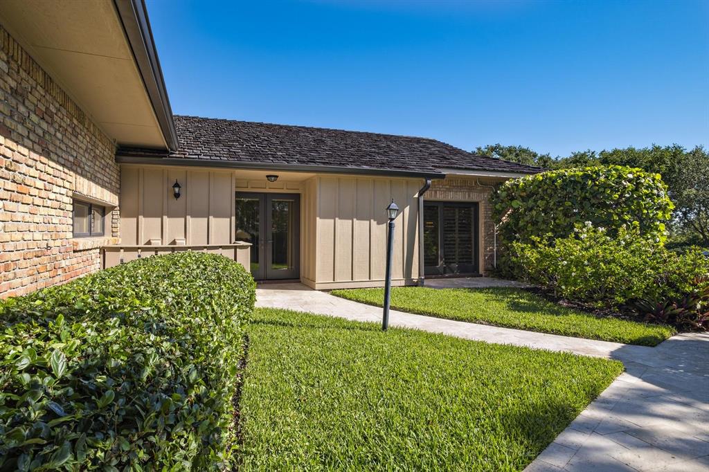 JUPITER HILLS VILLAGE II CONDO - Residential