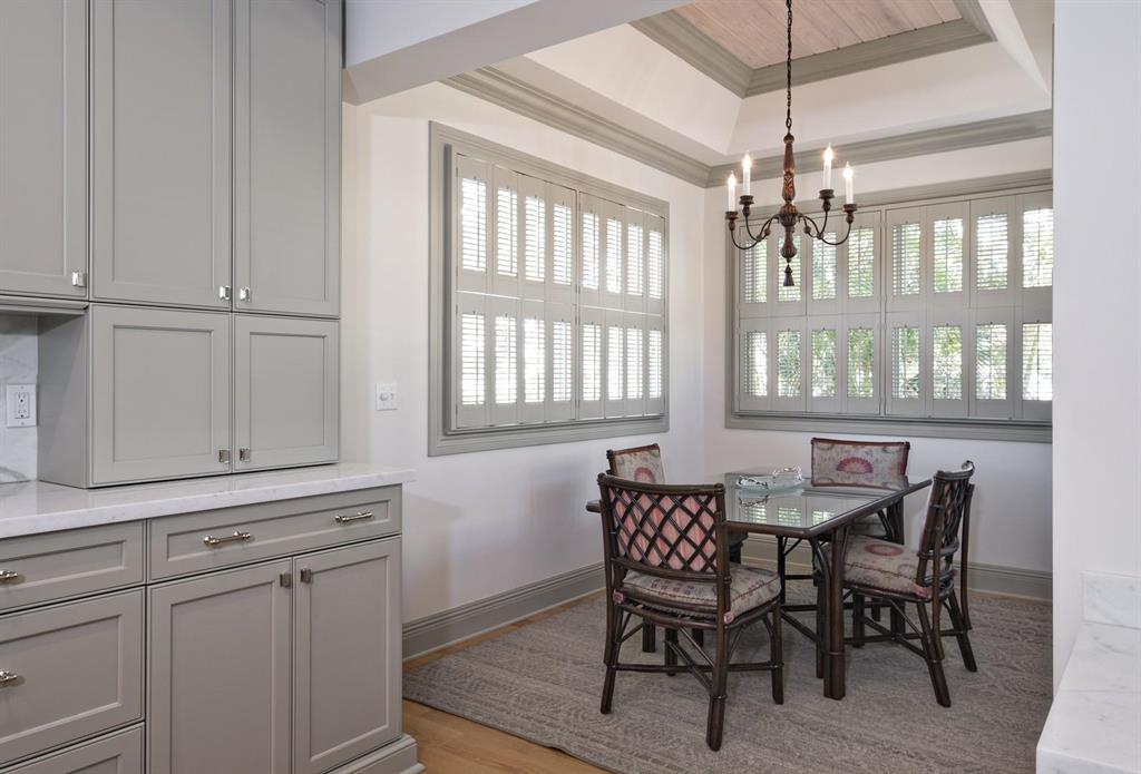 JUPITER HILLS VILLAGE II CONDO - Residential