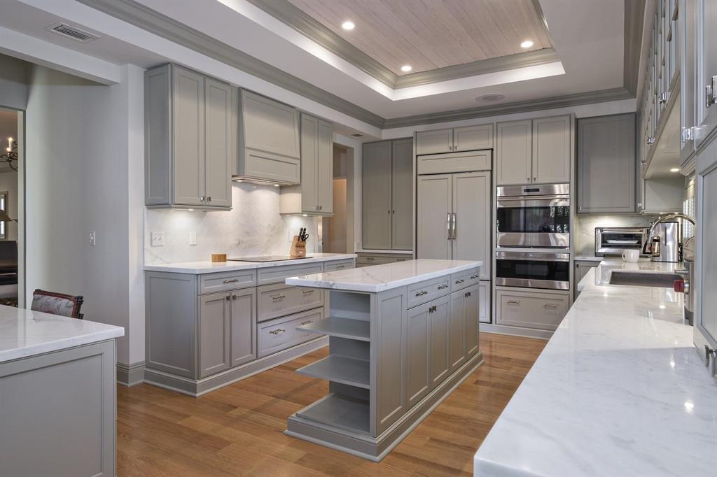 JUPITER HILLS VILLAGE II CONDO - Residential