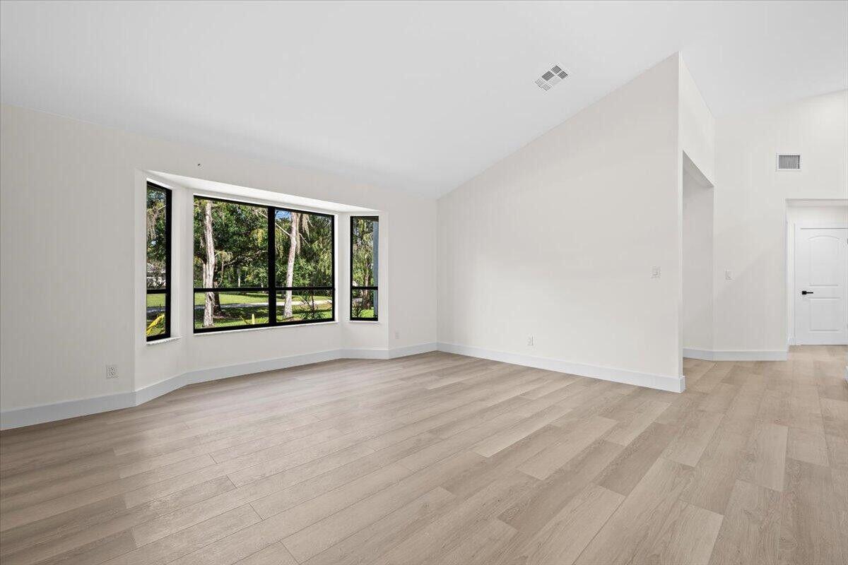 Palm Beach Country Estate - Residential