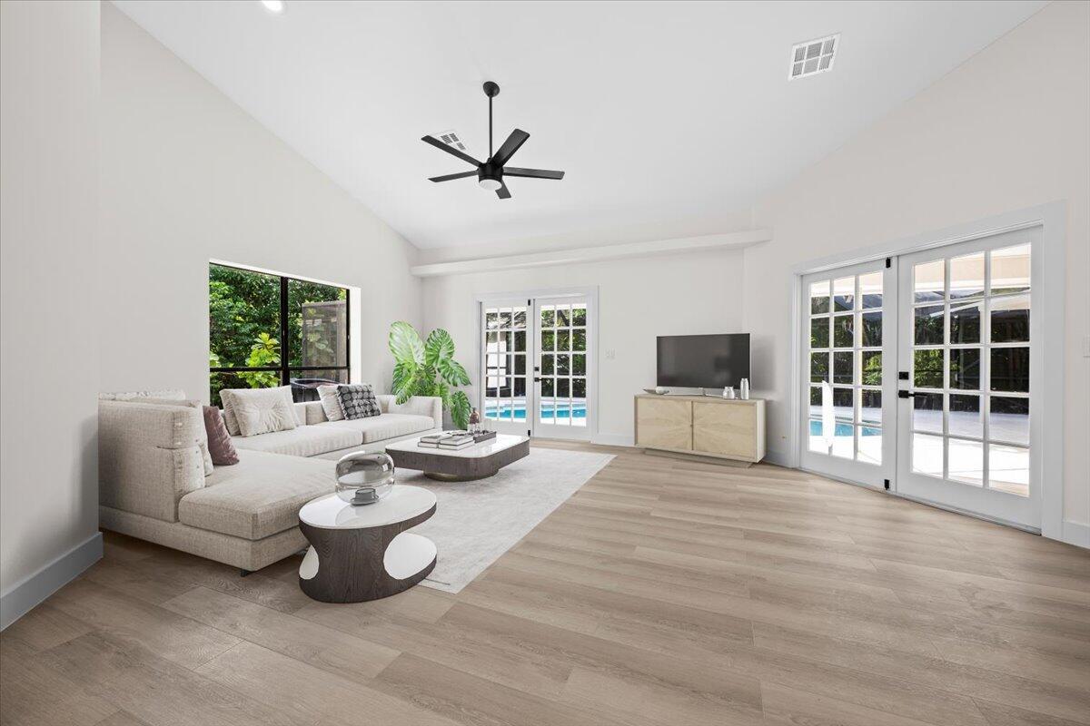 Palm Beach Country Estate - Residential