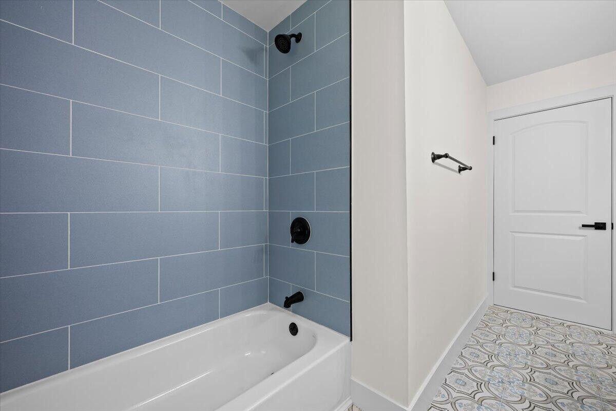 Palm Beach Country Estate - Residential