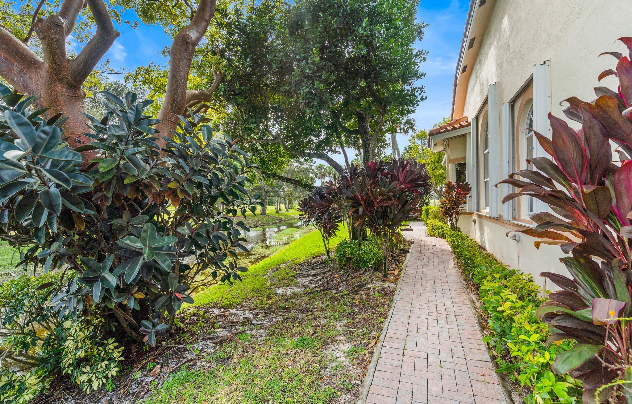 FAIRVIEW POINTE - Residential