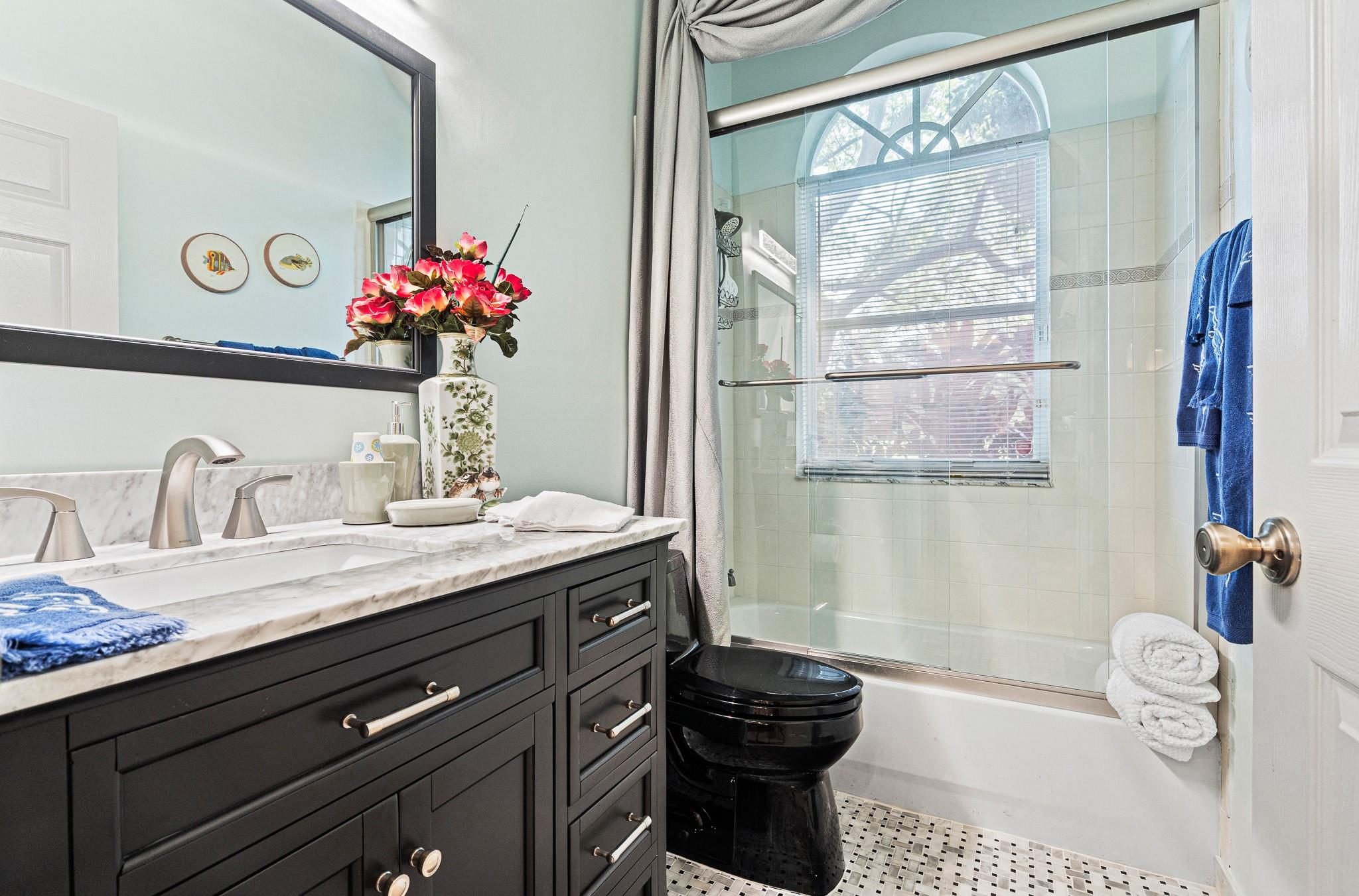 FAIRVIEW POINTE - Residential