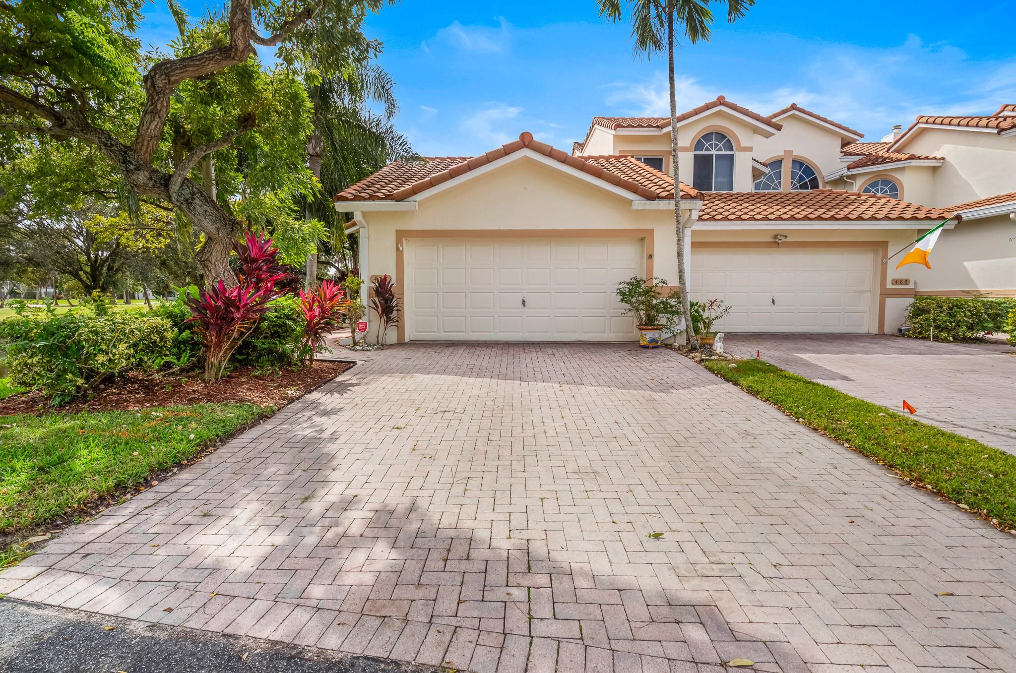 FAIRVIEW POINTE - Residential