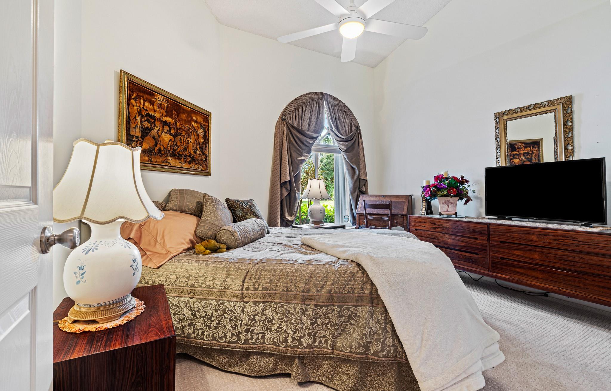 FAIRVIEW POINTE - Residential