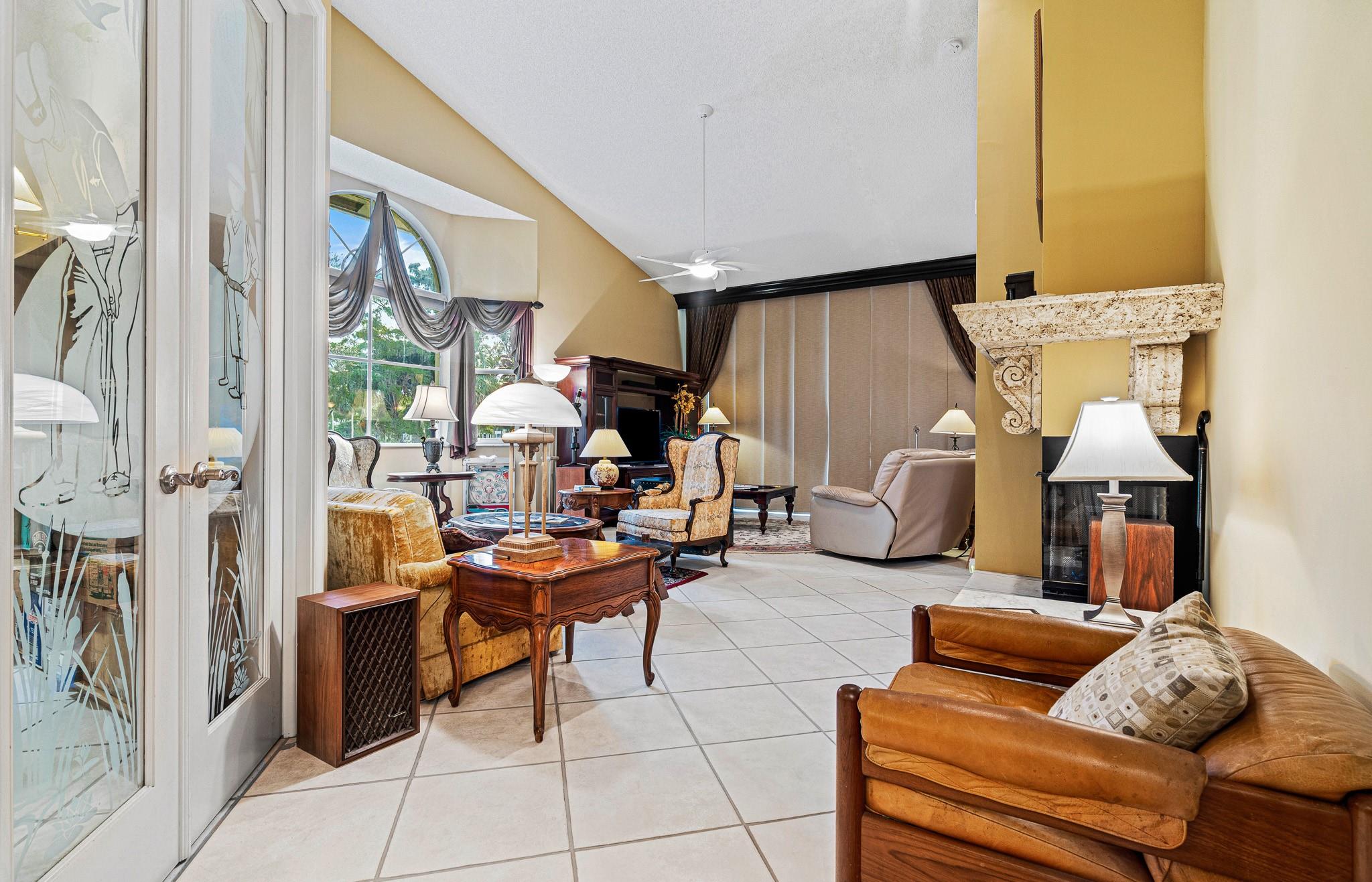 FAIRVIEW POINTE - Residential