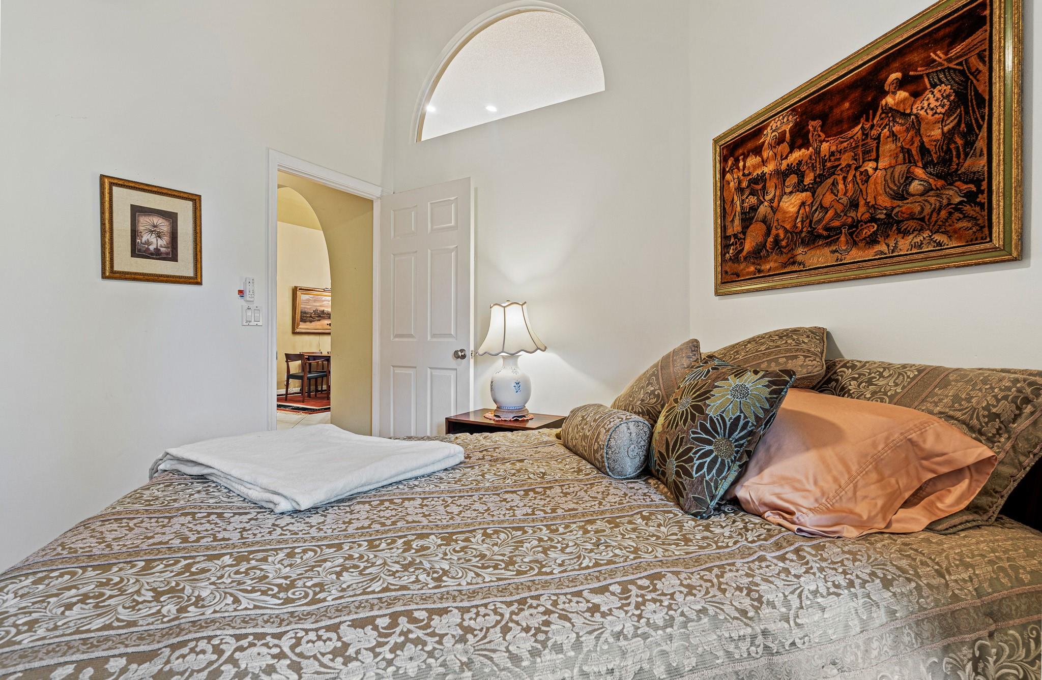 FAIRVIEW POINTE - Residential