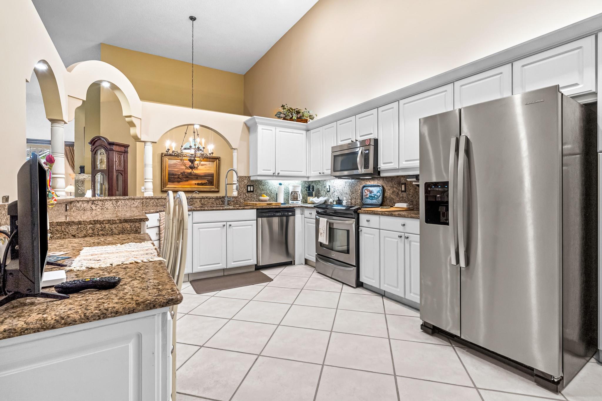 FAIRVIEW POINTE - Residential