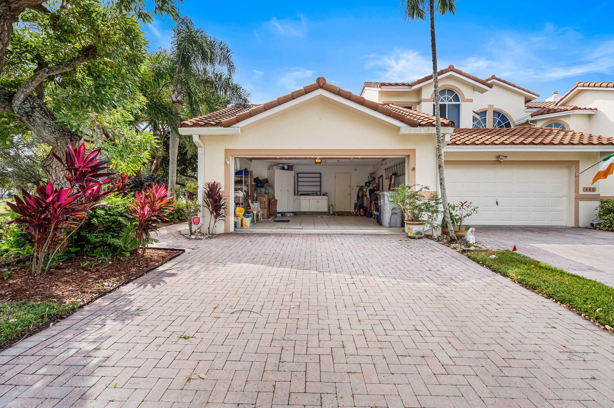 FAIRVIEW POINTE - Residential