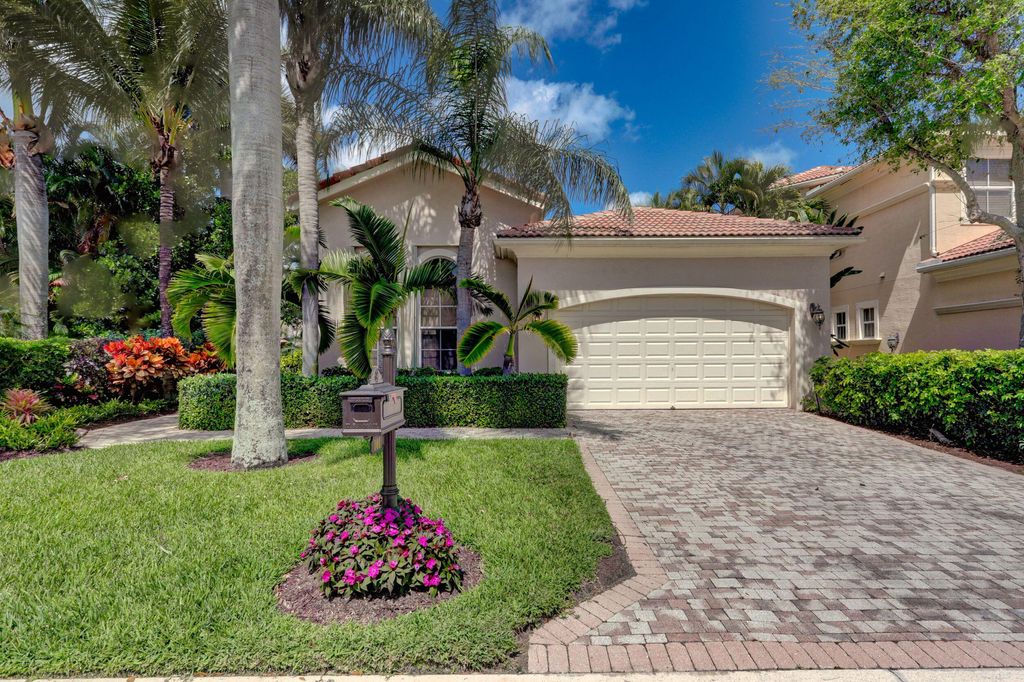Photo of 101 Andalusia Way, Palm Beach Gardens, FL 33418 (MLS # R10781728)