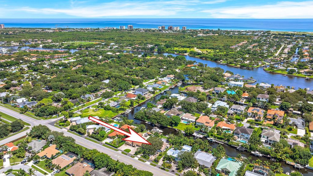 Photo of 12904 Prosperity Farms Road, Palm Beach Gardens, FL 33410 (MLS # R11023813)